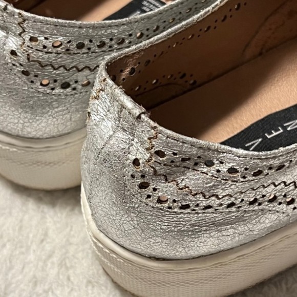 Steven by Steve Madden Allister Metallic Silver Lace Up Sneakers Size 9.5M - Picture 5 of 12